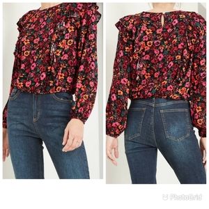 NWT! Wild Fable Floral Ruffle Blouse